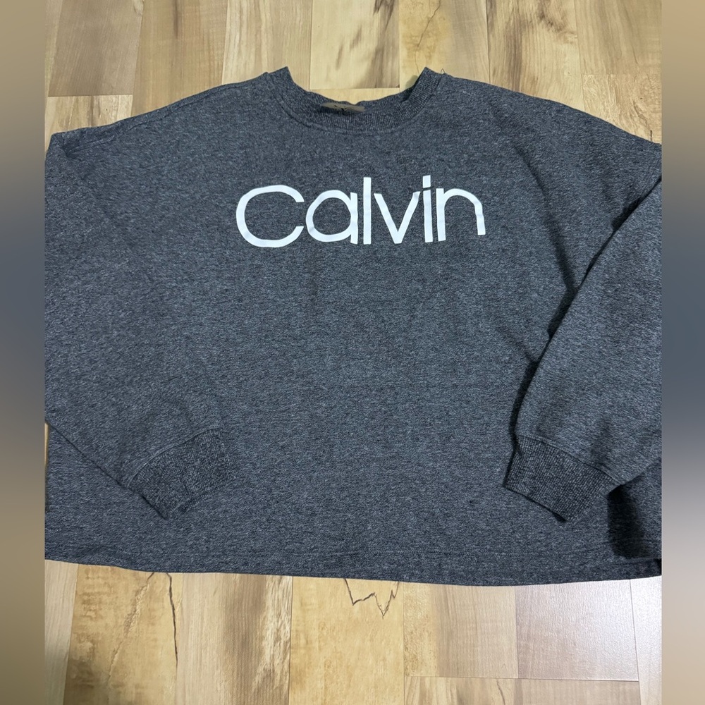 Calvin Klein Cropped Fleece Sweatshirt 🖤